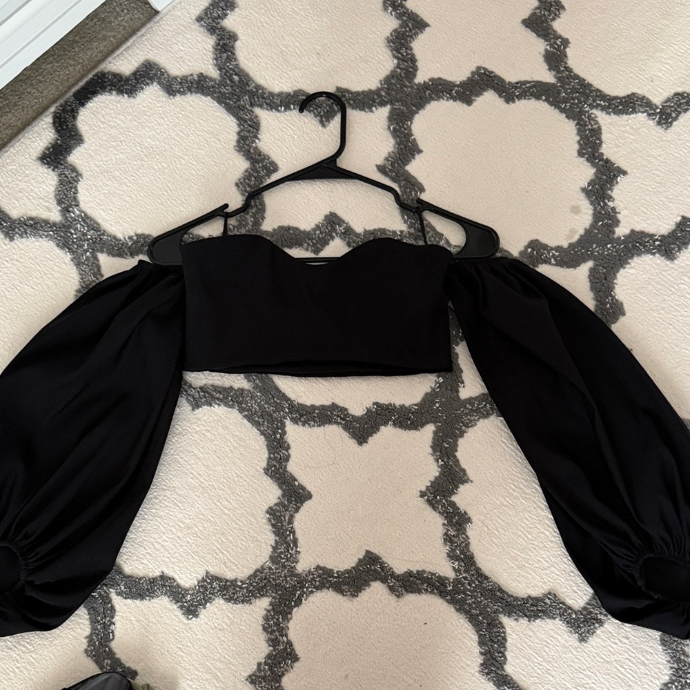 Zara Elegant Black Off-Shoulder Women's Top